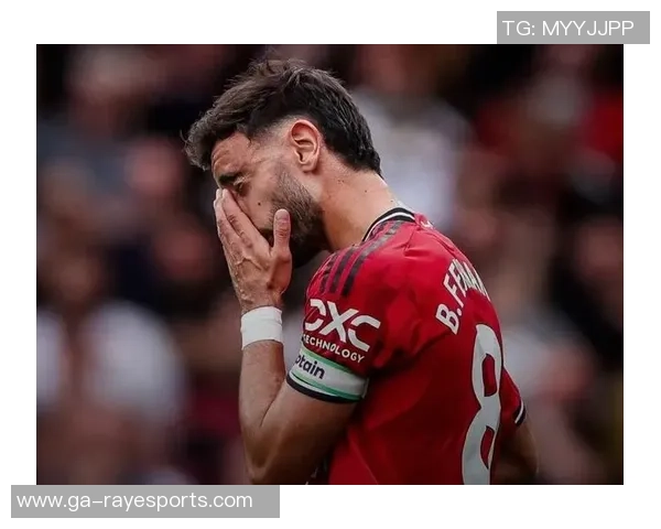 帕克:齐尔克泽的水平远不及谢什科,不明白曼联最初为啥签了他 帕克:齐尔克泽的水平远不及谢什科,不明白曼联最初为啥签了他