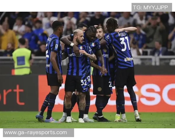 米兰旧将达拉博纳：我真应该一辈子留在切尔西；博列洛很有女分缘